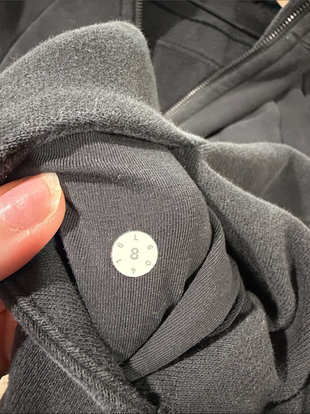 Lululemon Scuba Full Zip Up Black 8 - Picture 8 of 8